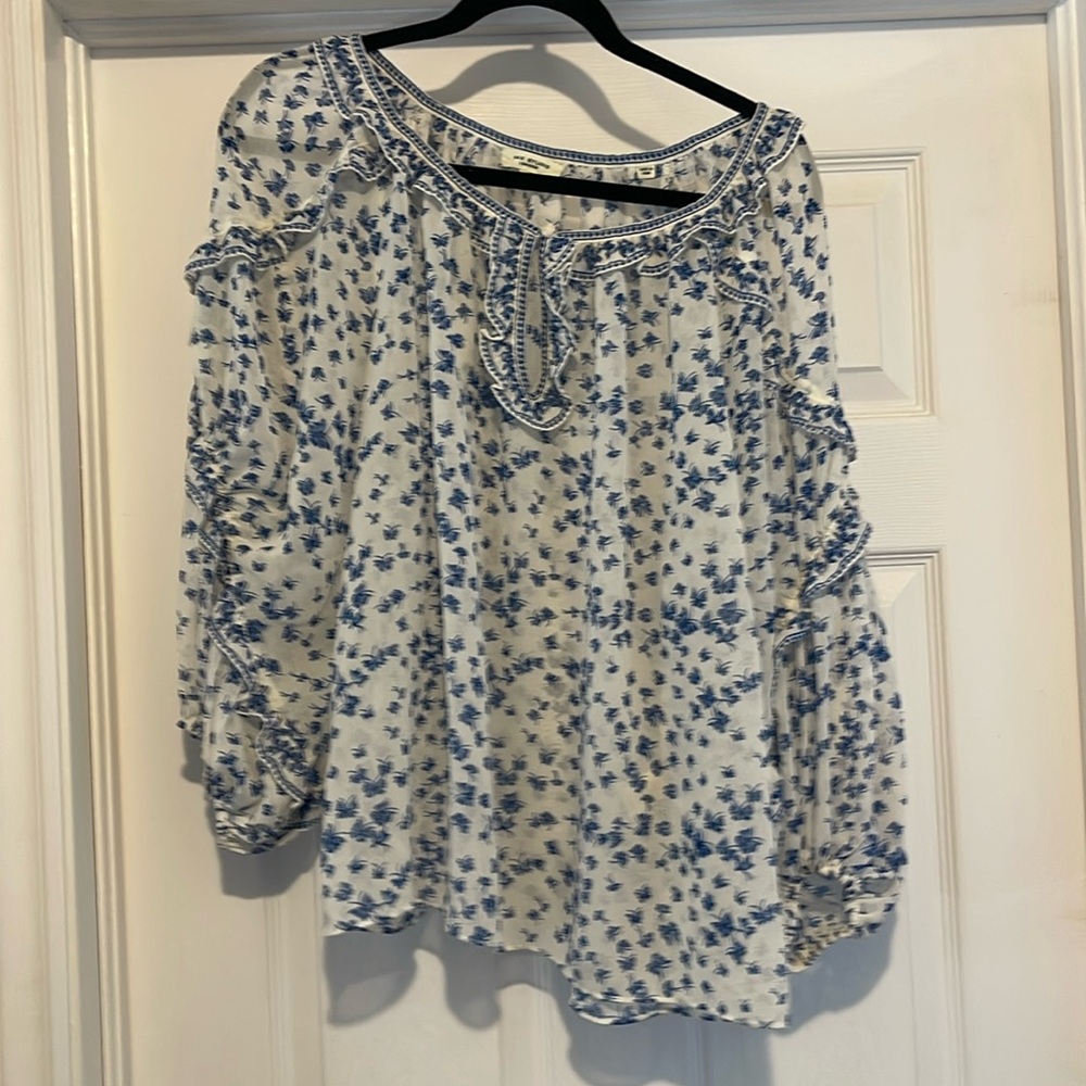Max Studio sheer blouse size large